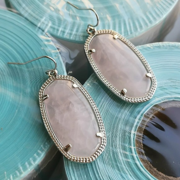 NWOT Kendra Scott Silver Elle Earrings Rose Quartz - Picture 2 of 3